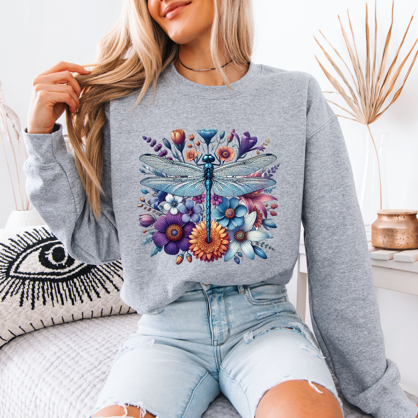 Dragonfly Garden Magic🦋🌺✨ 
 Sweatshirt ✨