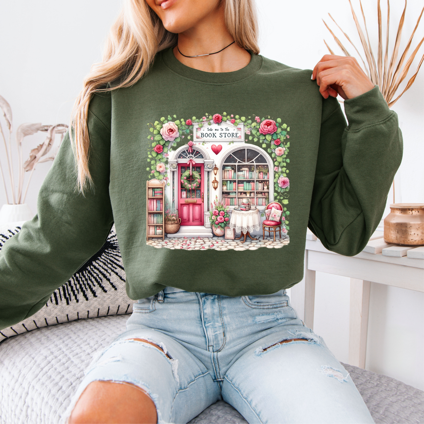 🏡📚 Welcome to the Bookstore
Organic Cotton Sweatshirt