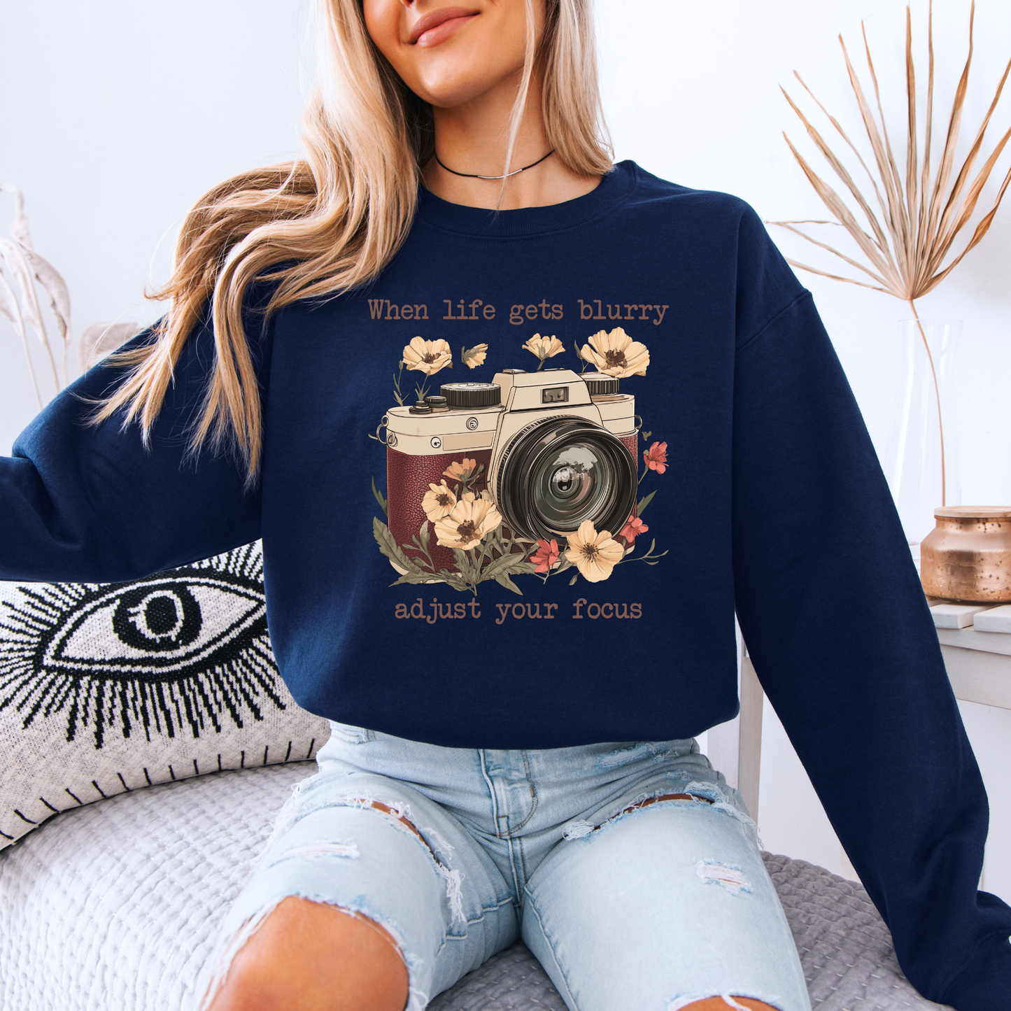 📸🌸 Adjust Your Focus✨
Organic Cotton Sweatshirt