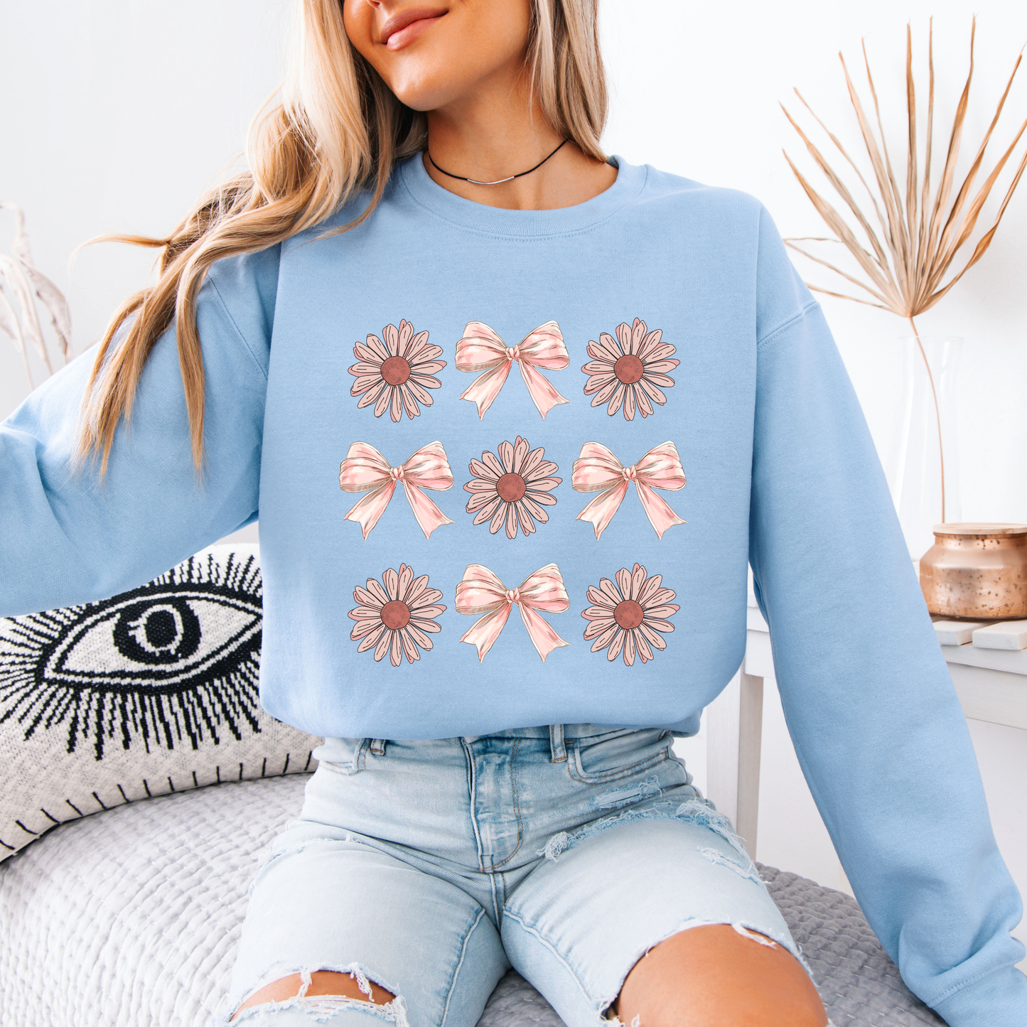 🌸✨ Pink Bows & Daisies Vibe Sweatshirt 🌼🎀