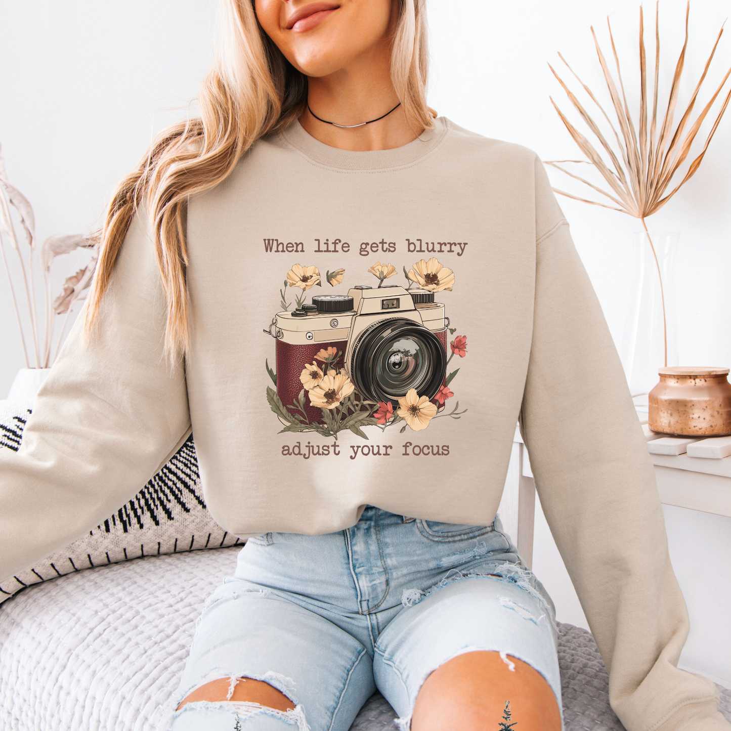 📸🌸 Adjust Your Focus✨
Organic Cotton Sweatshirt