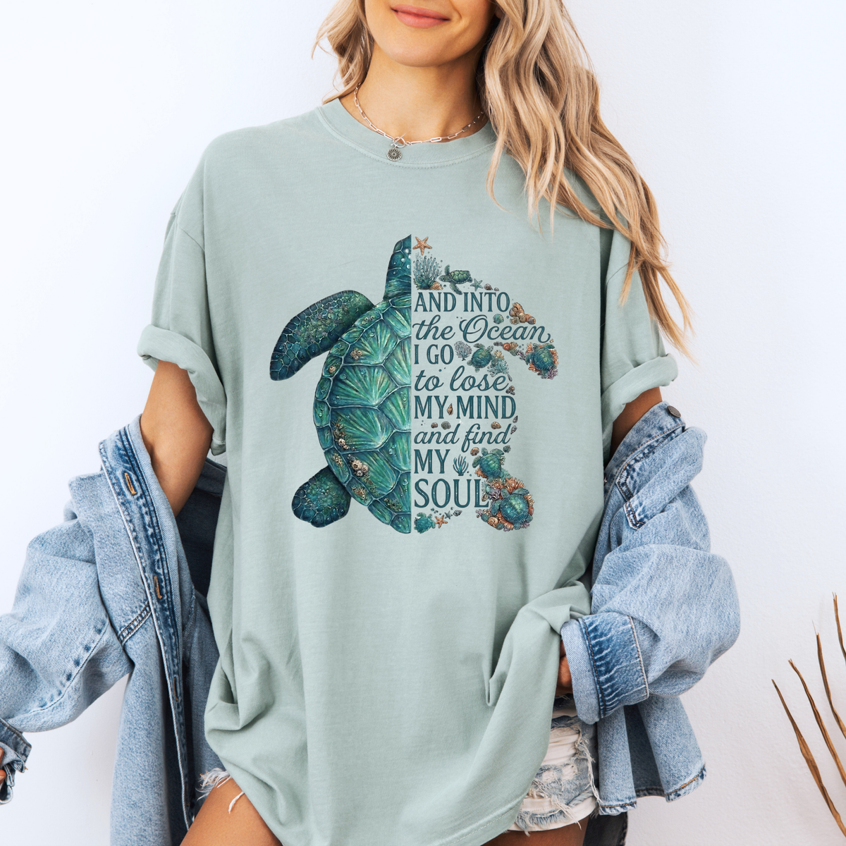 🐢🌊 Into The Ocean Sea Turtle t-shirt