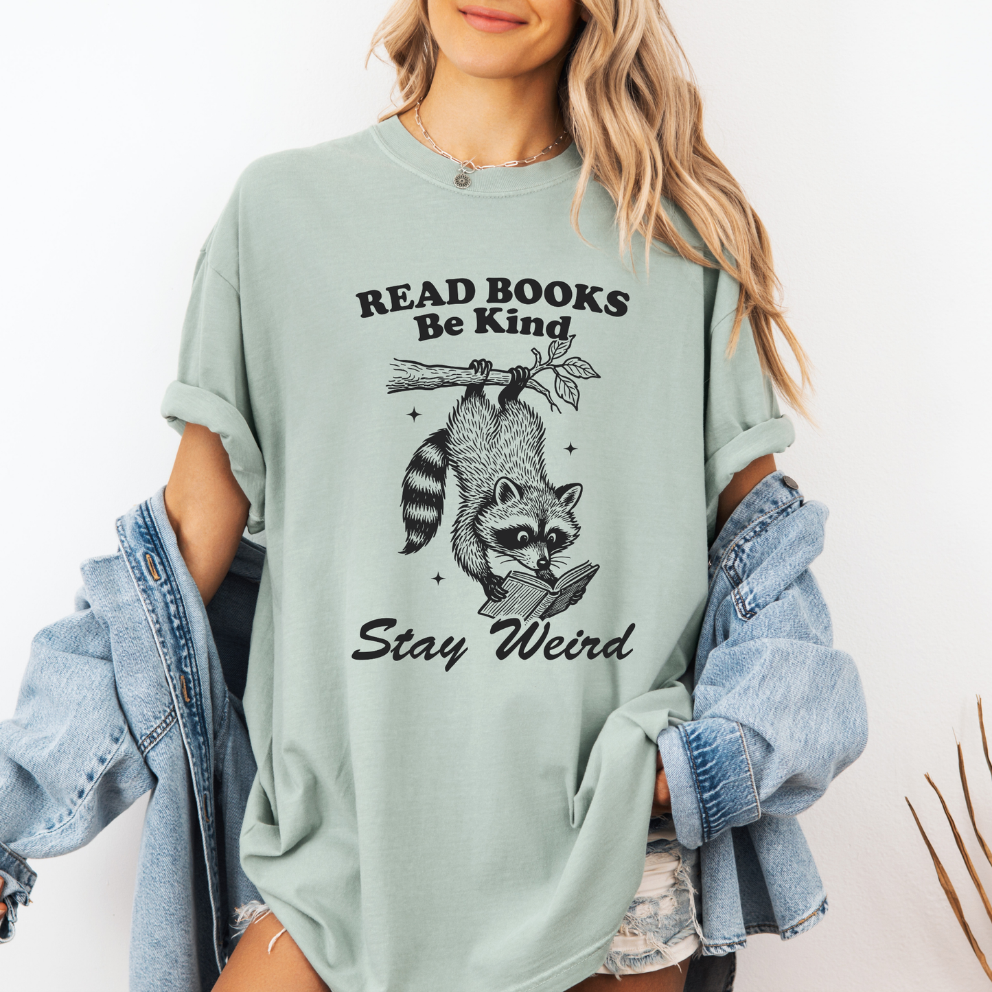 📚✨ “Stay Weird, Read Books” Raccoon Tee – Be Kind & Quirky Vibes 🦝💚