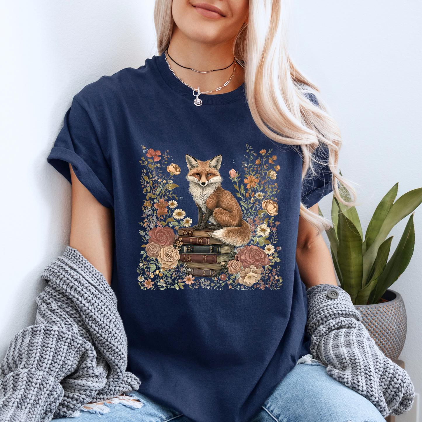 🦊📚 Floral Bookish Fox Tee🧣100% Organic cotton