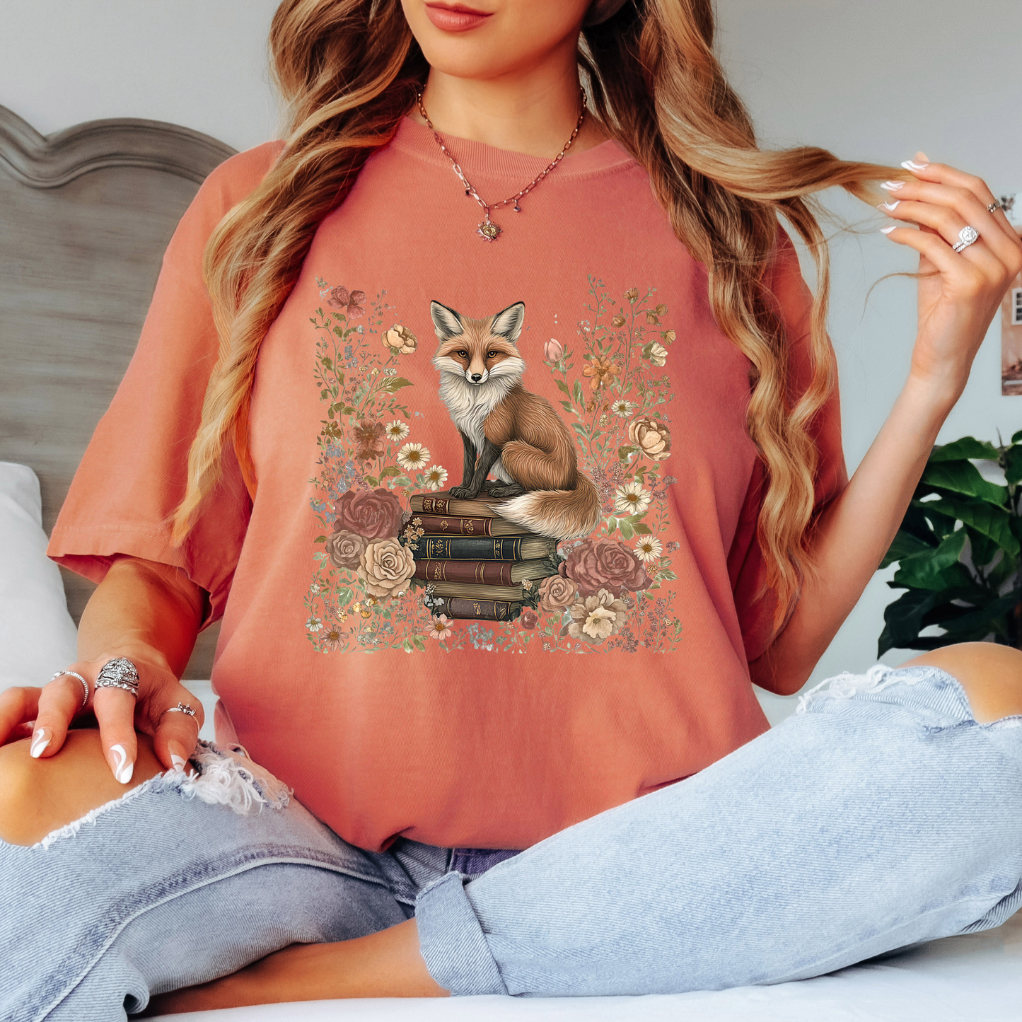 🦊📚 Floral Bookish Fox Tee🧣100% Organic cotton