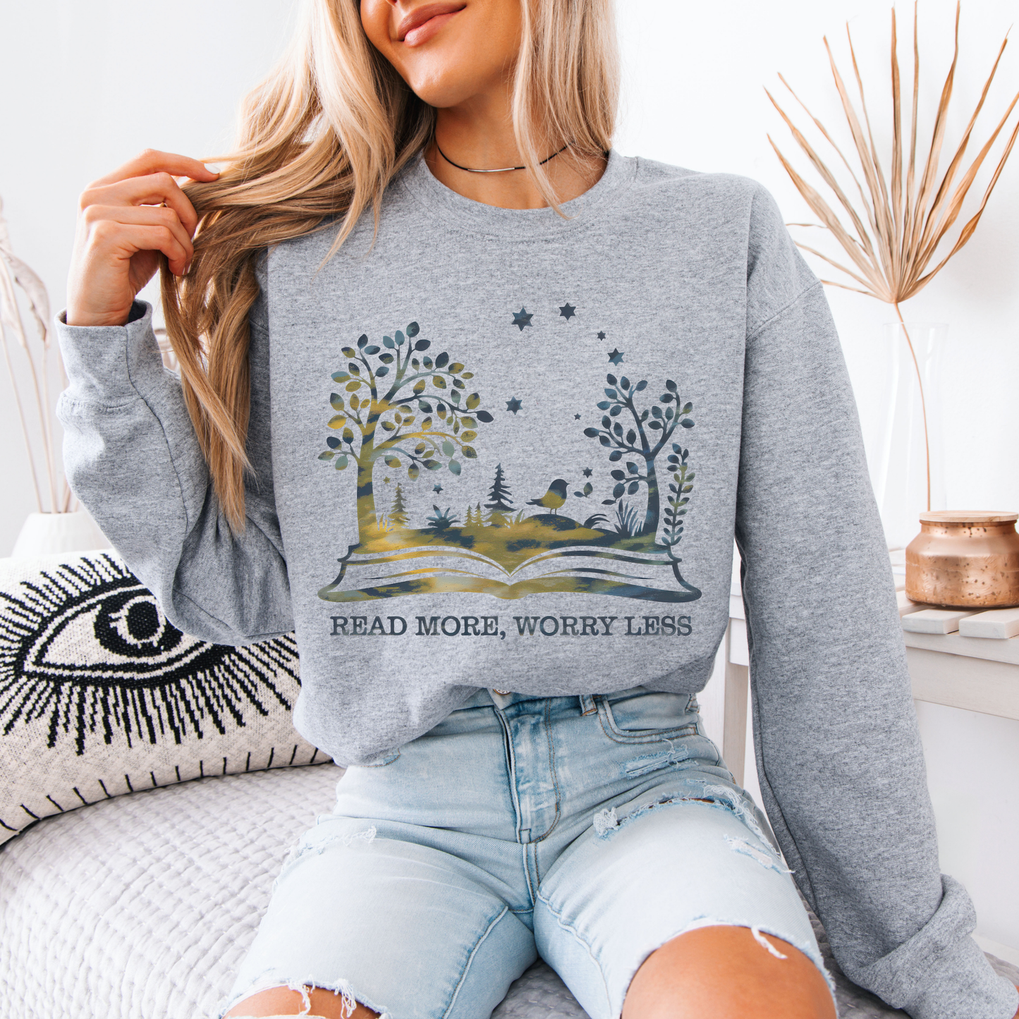 📚🌿 “Read More, Worry Less” Bookish Escape Sweatshirt ✨