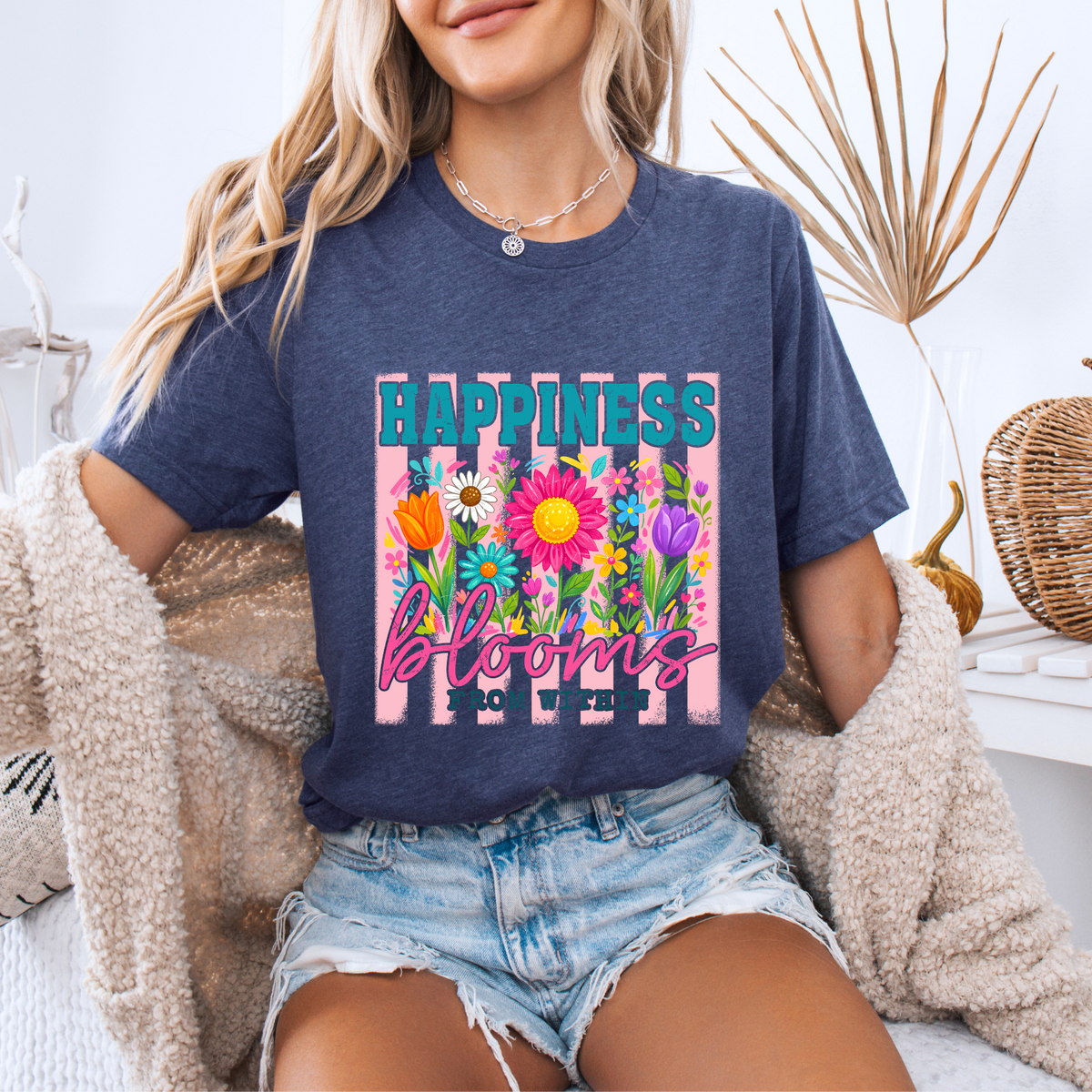 🌸✨ Happiness Blooms From Within Floral t-shirt 🌼💖🌷