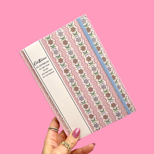 🌸✨ Cath Kidston Floral A5 Notebook with Elastic Closure ✨🌸