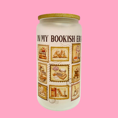 📚✨ “In My Bookish Era” – Frosted Glass Cup 16oz