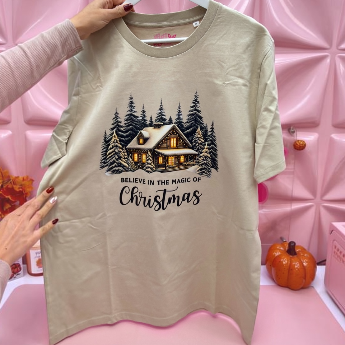 🎄Believe in the Magic of Christmas T-Shirt✨