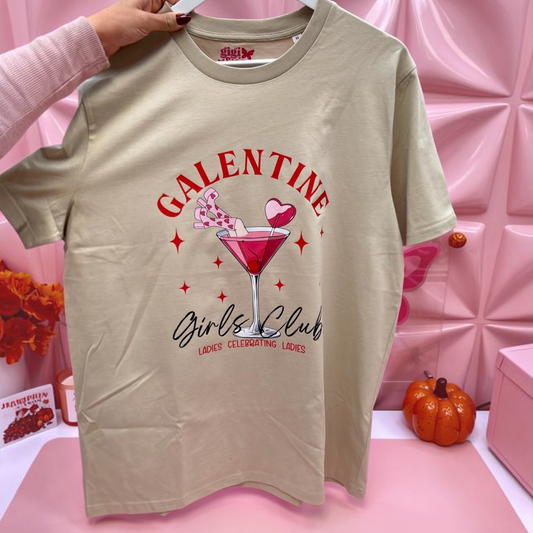 🍸Galentine Girls Club T-Shirt ♥️