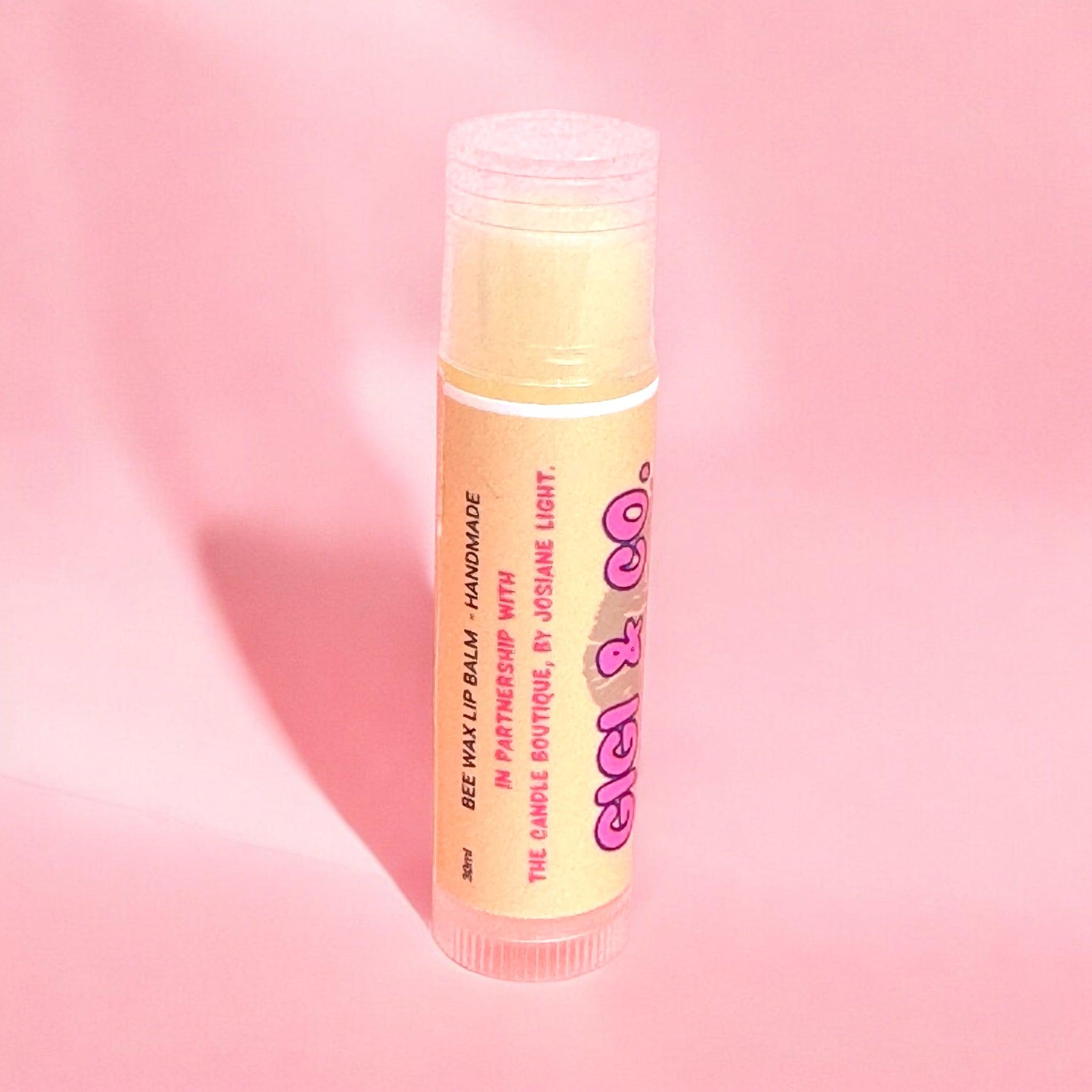 Organic Lip Balm 100% Natural Ingredients.