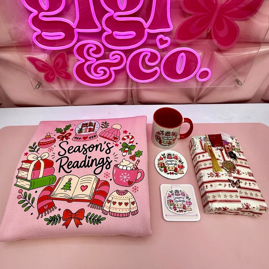 🎄📚 Season’s Readings Bookish Bundle✨